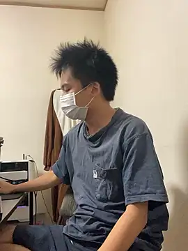 Snapshot of RYUTA_9911 chatting on November 2025 06:56:02 AM RYUTA 9911 online show from November 2025 06:56:02 AM