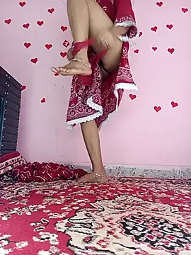 Saniya76 online show from April 2026 02:11:02 AM