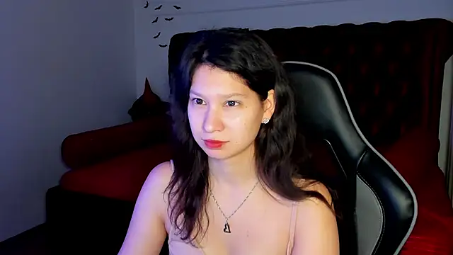 SaraDenars online show from November 2025 05:40:02 AM