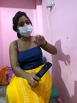 Snapshot of Rani_88 chatting on November 2025 04:44:02 AM Rani 88 online show from November 2025 04:44:02 AM