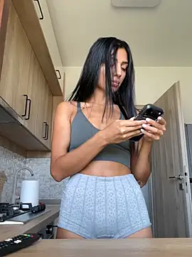 Snapshot of VickyM99 chatting on June 2026 09:37:02 AM VickyM99 online show from June 2026 09:37:02 AM