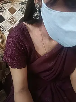 Snapshot of Tamil_White_Rose chatting on July 2026 06:17:01 PM Tamil White Rose online show from July 2026 06:17:01 PM
