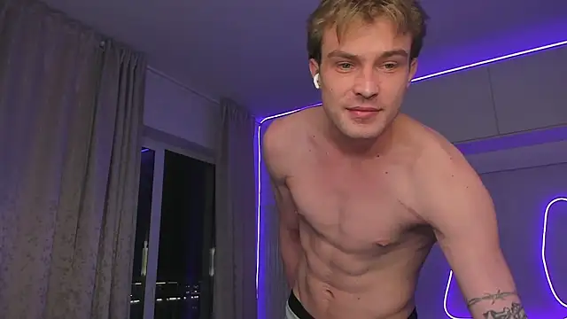 Snapshot of DanteRay chatting on November 2025 10:04:02 PM DanteRay online show from November 2025 10:04:02 PM