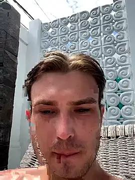 Snapshot of DanteRay chatting on March 2026 06:06:01 AM DanteRay online show from March 2026 06:06:01 AM