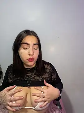 lele inocente online show from May 2026 03:14:02 AM