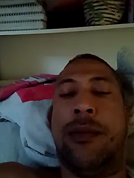 Arrombador20 online show from April 2026 08:42:02 PM