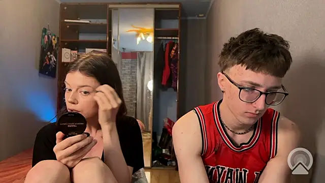 t files x online show from February 2026 05:22:02 AM