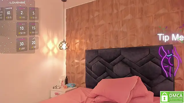 Kiara velvet   online show from December 2025 08:36:02 PM