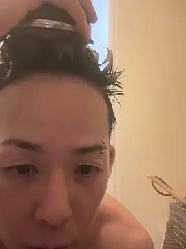 ippei0001 online show from November 2025 11:54:01 AM