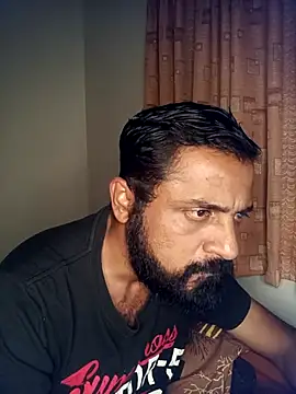 RubyEntity online show from November 2025 01:55:02 PM