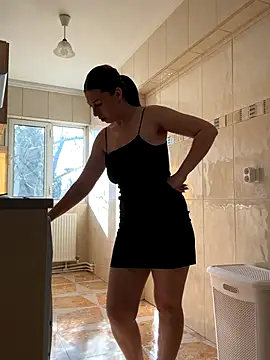 EdaQueen online show from November 2025 10:48:01 AM