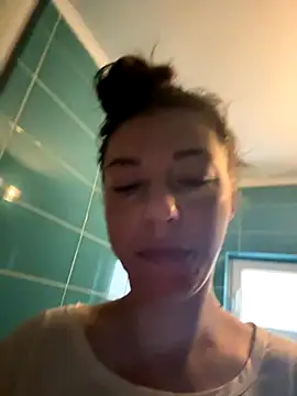 EdaQueen online show from November 2025 07:12:01 AM