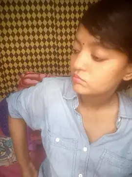 Freakingromance online show from April 2026 06:24:02 PM