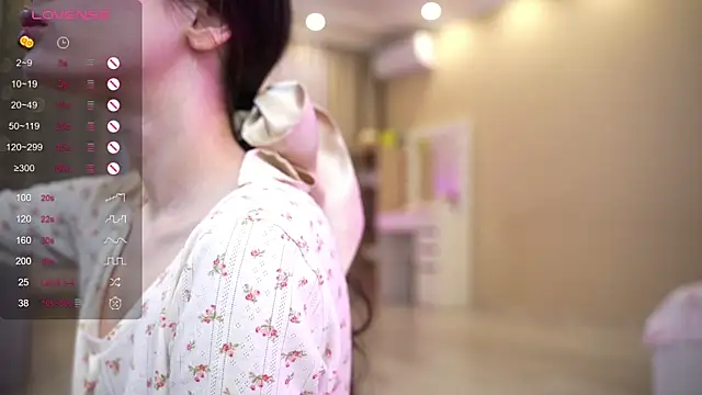 Bananalizzy online show from April 2026 10:52:02 AM