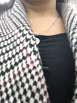 misshot 02 online show from April 2026 06:04:02 PM