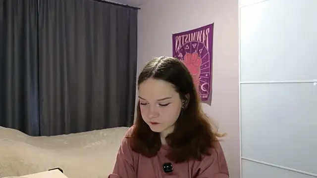 Snapshot of AlissaGerardo chatting on June 2026 02:27:02 AM AlissaGerardo online show from June 2026 02:27:02 AM