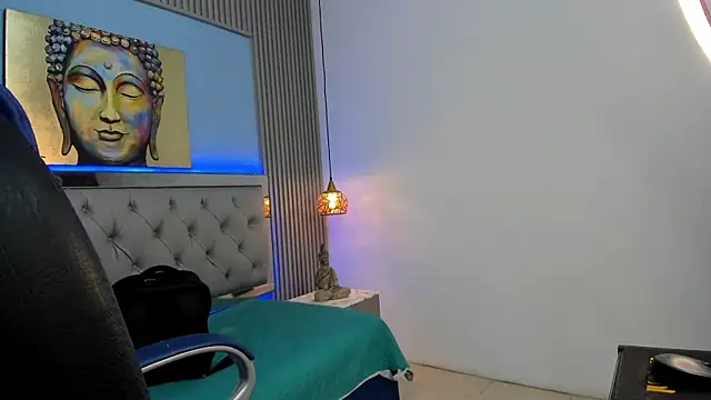 Liams18 online show from April 2026 03:33:01 AM