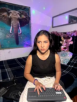 alisaa jhons1 online show from December 2025 09:11:01 PM