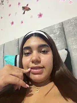 Snapshot of Anny_arango1 chatting on May 2026 03:45:02 AM Anny arango1 online show from May 2026 03:45:02 AM