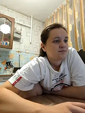 LinaLorien online show from November 2025 09:36:02 PM