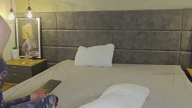 Ruby de Cherry online show from November 2025 06:23:01 AM