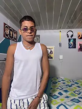 Mike and Rayan online show from April 2026 03:32:01 AM