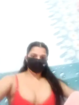 Cute-Ishaa online show from November 2025 05:35:01 PM