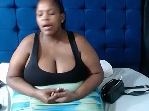 StunningChunky online show from November 2025 05:01:02 PM