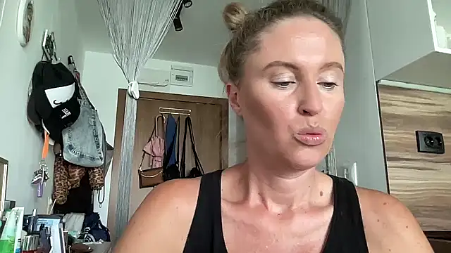 Snapshot of Ameli8 chatting on July 2026 11:05:02 AM Ameli8 online show from July 2026 11:05:02 AM