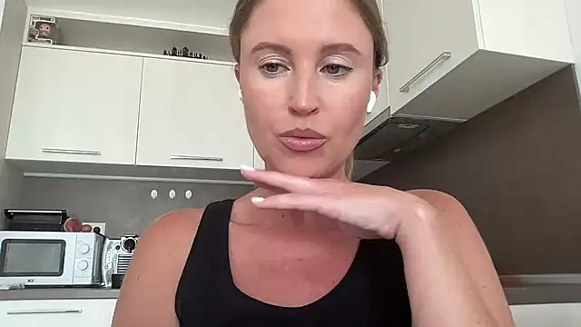 Snapshot of Ameli8 chatting on August 2026 12:29:02 PM Ameli8 online show from August 2026 12:29:02 PM