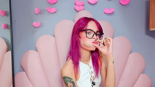 luci miller online show from July 2026 12:33:01 PM