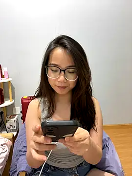 Hmm 0303 online show from December 2025 02:36:02 PM