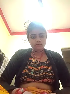 Snapshot of Riya_lovely0143 chatting on December 2025 11:57:02 PM Riya lovely0143 online show from December 2025 11:57:02 PM