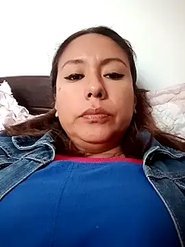 Zulreyna online show from March 2026 03:39:02 PM