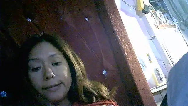 Snapshot of Zulreyna chatting on May 2026 02:50:01 AM Zulreyna online show from May 2026 02:50:01 AM