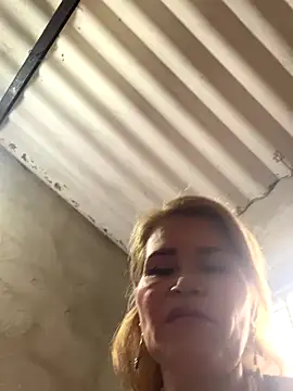 dirty mother3 online show from December 2025 06:01:02 PM