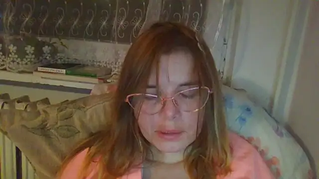 HornyElena online show from December 2025 08:49:02 PM