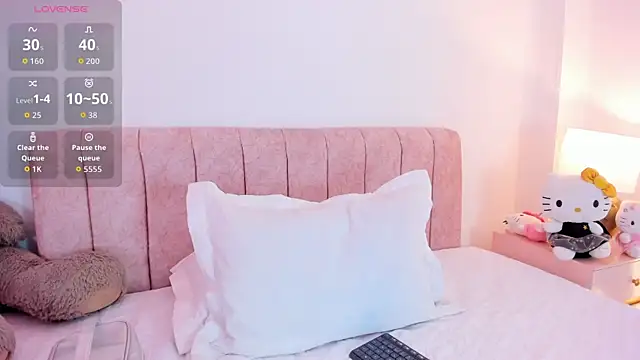 kaathblond  online show from December 2025 12:54:01 PM