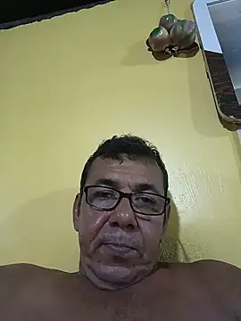 Snapshot of bruno_324278 chatting on May 2026 11:02:02 PM bruno 324278 online show from May 2026 11:02:02 PM