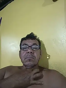 Snapshot of bruno_324278 chatting on May 2026 11:01:01 PM bruno 324278 online show from May 2026 11:01:01 PM