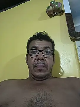 Snapshot of bruno_324278 chatting on May 2026 01:35:01 AM bruno 324278 online show from May 2026 01:35:01 AM