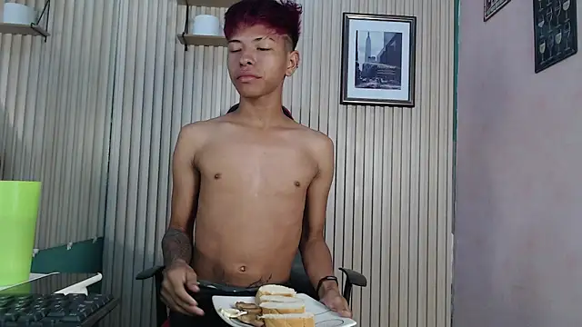 Tessachains 2  online show from November 2025 03:00:02 PM