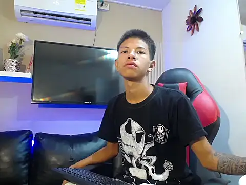 Tessachains 2  online show from January 2026 01:48:02 PM