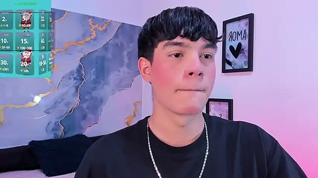 Isaac Kurtt online show from December 2025 07:54:02 PM