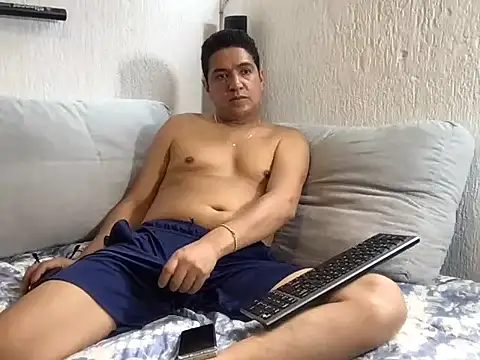 yayo 33 online show from April 2026 08:09:02 PM