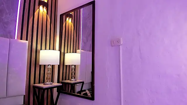 Snapshot of Carlotta_de_velour chatting on February 2026 03:04:01 AM Carlotta de velour online show from February 2026 03:04:01 AM