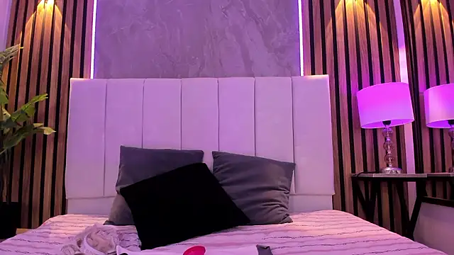 Snapshot of Carlotta_de_velour chatting on March 2026 03:10:01 AM Carlotta de velour online show from March 2026 03:10:01 AM