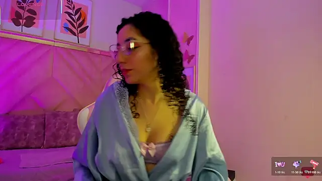 DemiJones  online show from January 2026 03:53:01 AM