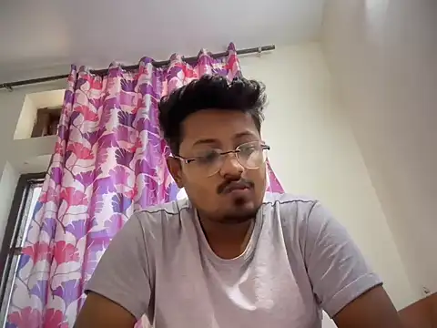 Your yash2 online show from November 2025 04:24:02 AM