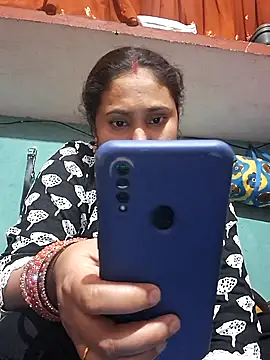 Snapshot of ZANUUA chatting on November 2025 01:00:01 PM ZANUUA online show from November 2025 01:00:01 PM